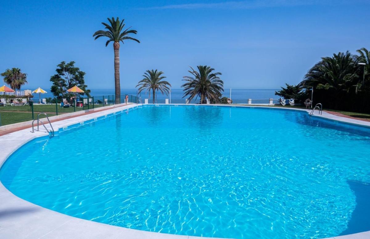 トレモリノス¡Magnificas Vistas Al Mar! Piscina Y Wifi Gratisアパートメント エクステリア 写真